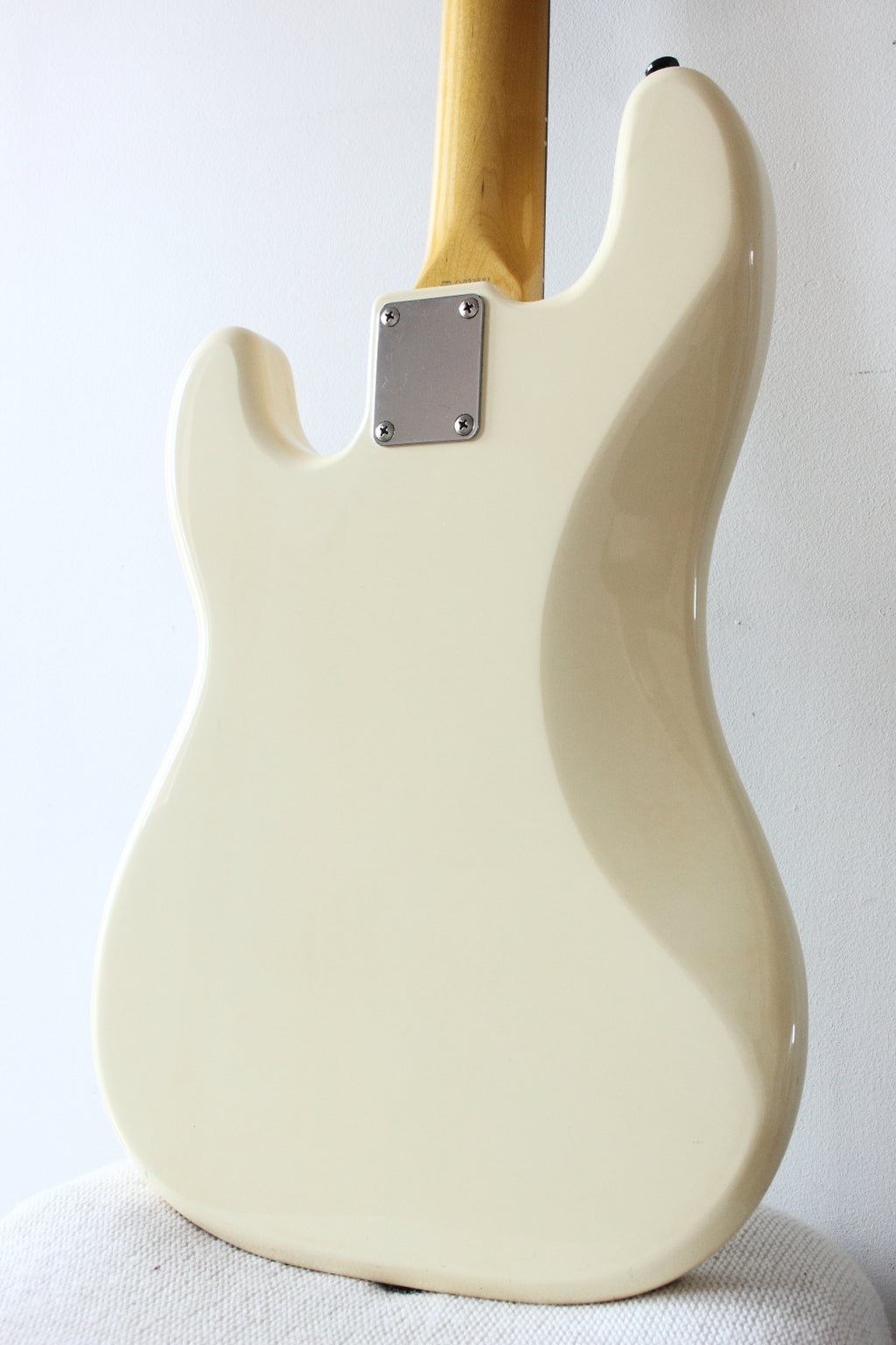 Fender Japan '70 Reissue Precision Bass PB70-70US Olympic White 2002-04