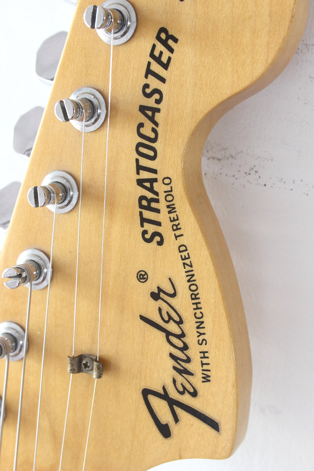 Fender '67 Reissue Stratocaster ST67-95 Vintage White 1993-4