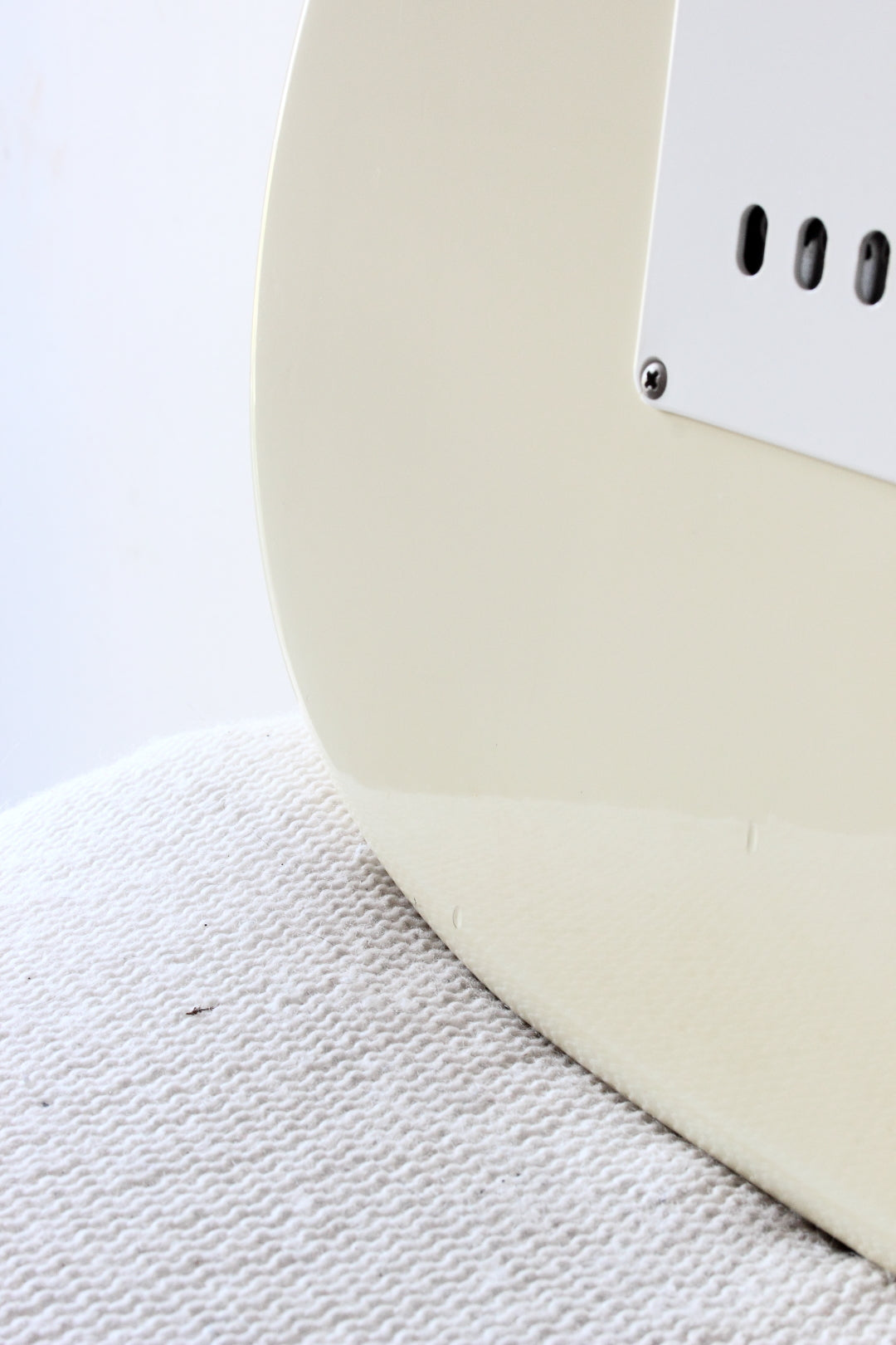 Fender '68 Reissue Stratocaster ST68-85TX Vintage White 1997-00