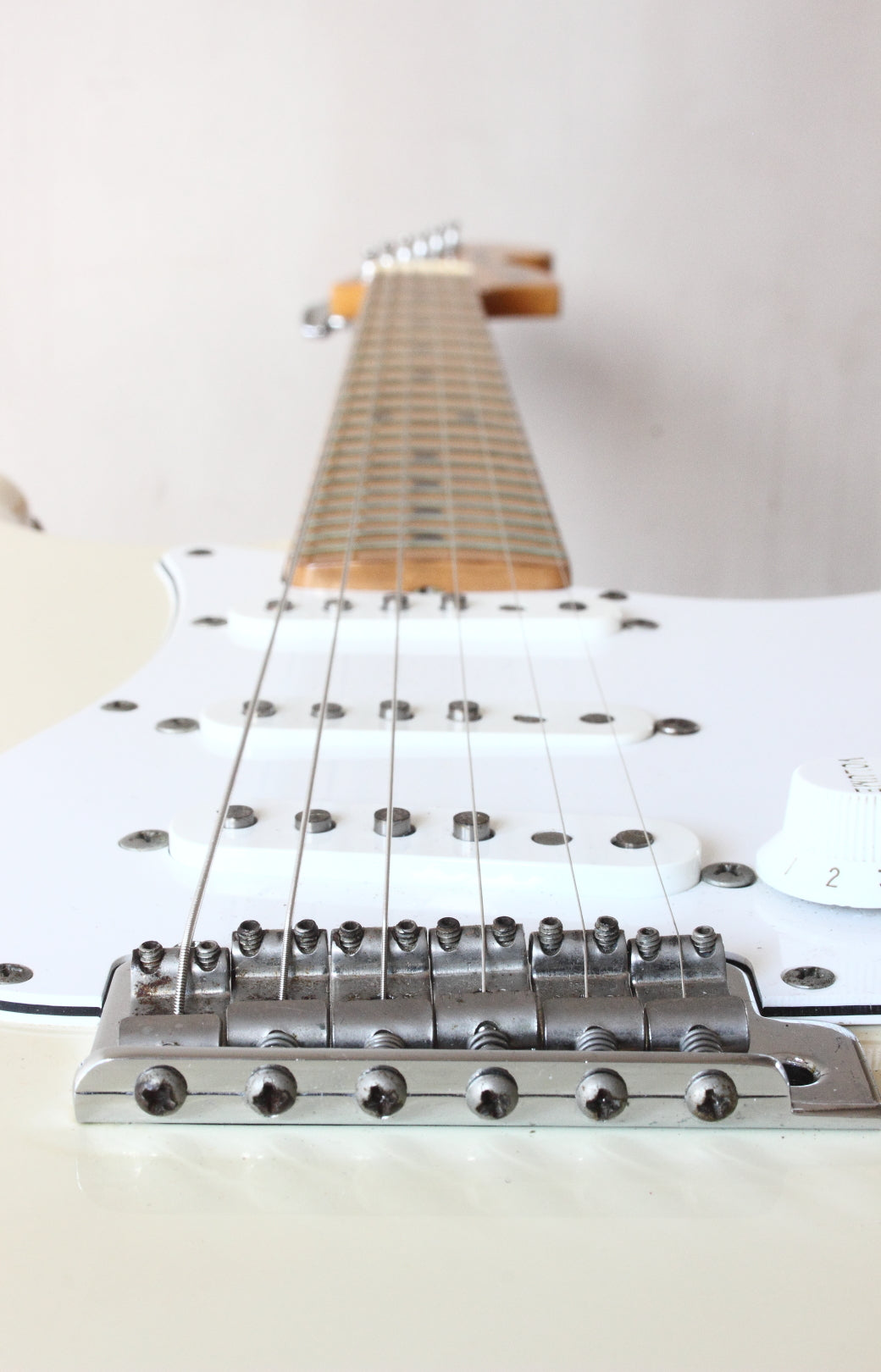 Fender '67 Reissue Stratocaster ST67-95 Vintage White 1993-4