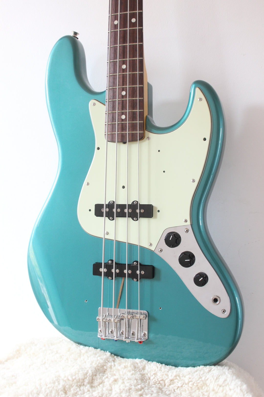 Fender Japan ‘62 Reissue Jazz Bass JB62-58 Ocean Turquoise Metallic 1999-02