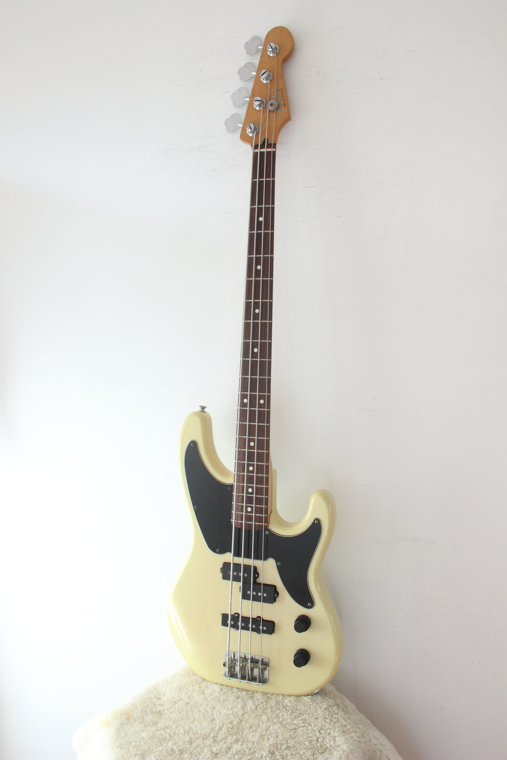 Fender Cowpoke Precision Bass Special Olympic White 1995