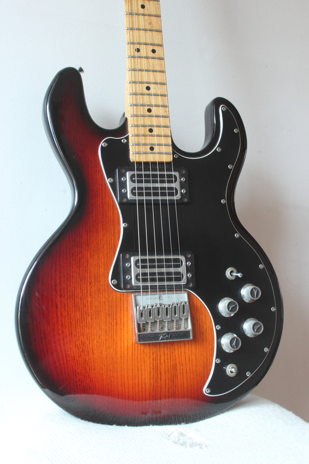 Peavey T-60 Sunburst 1984