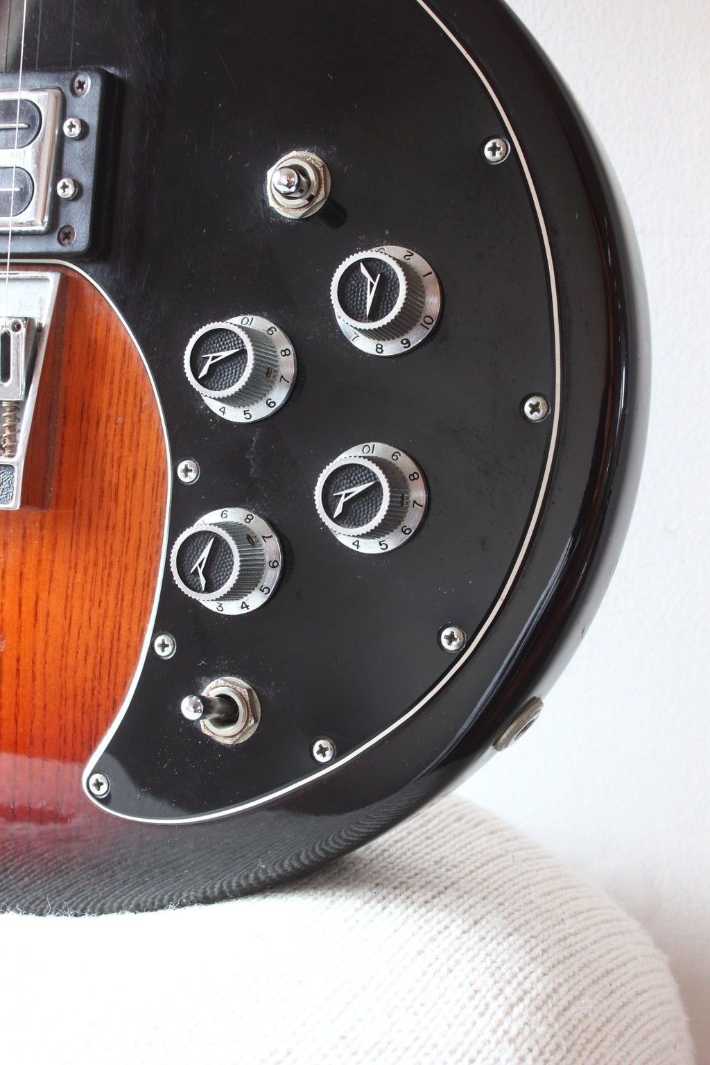 Peavey T-60 Sunburst 1984