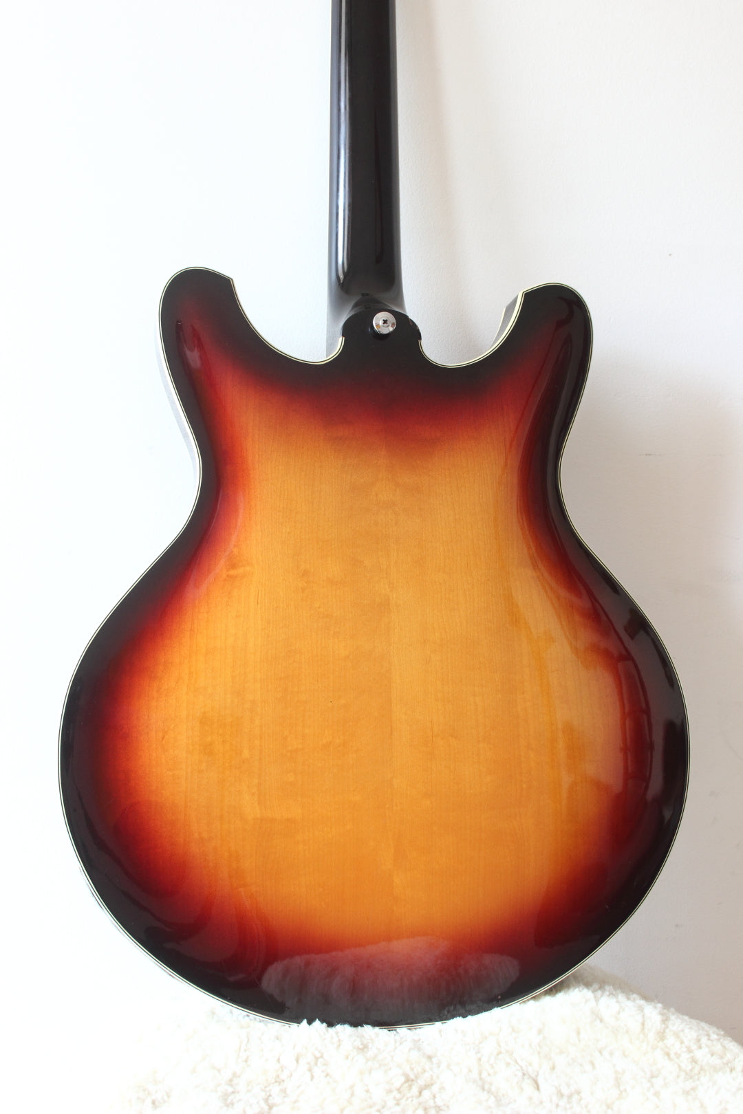 Yamaha SA-50 Hollow Body Sunburst 1974