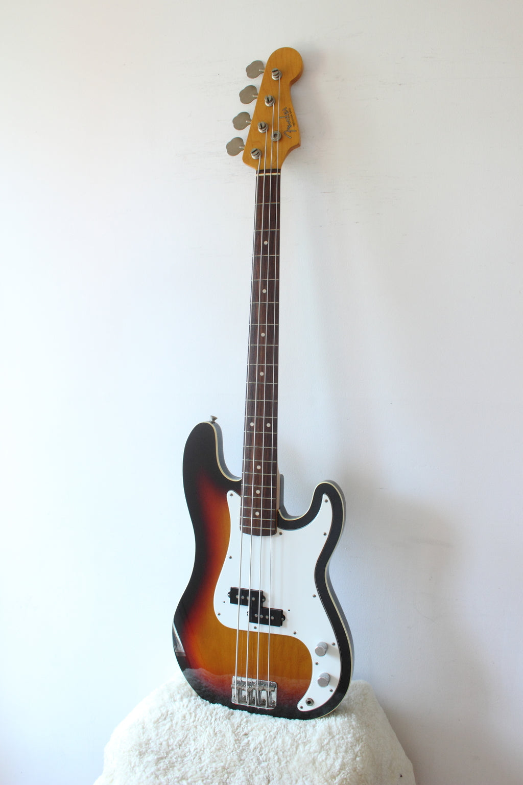 Fender Japan '62 Reissue Precision Bass PB62B Bound Sunburst 2002-04