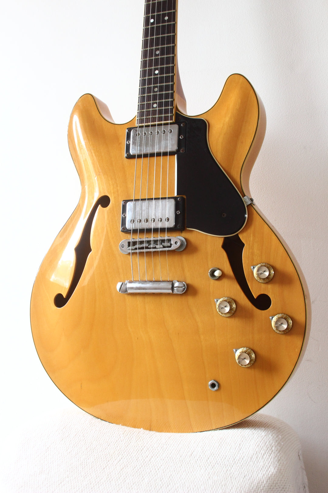Yamaha SA700 Super Axe Semi-Hollow Natural 1977