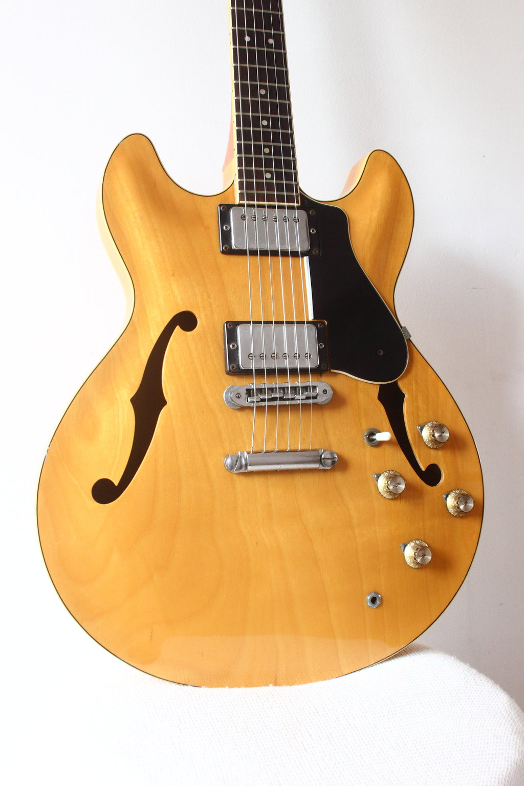 Yamaha SA700 Super Axe Semi-Hollow Natural 1977