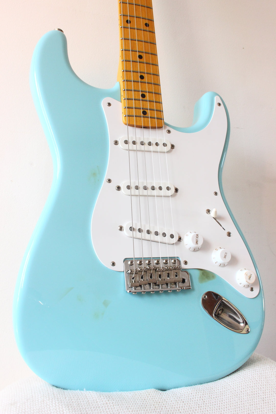 Fender Japan ‘57 Reissue Stratocaster ST57-TX Sonic Blue 2010-11