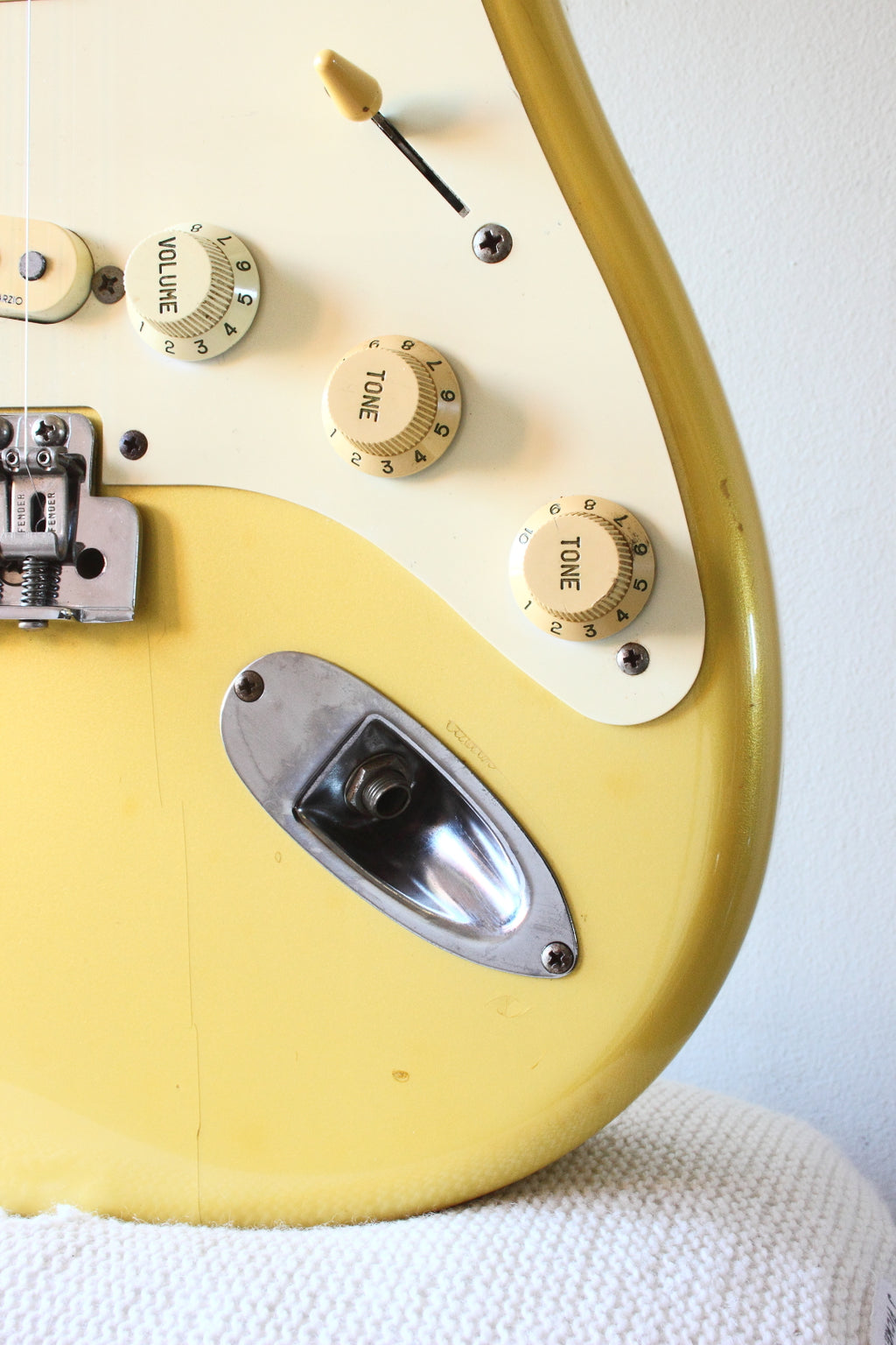 Fender Japan Yngwie Malmsteen Signature Stratocaster ST57-140YM Pearl Yellow White 1994/5