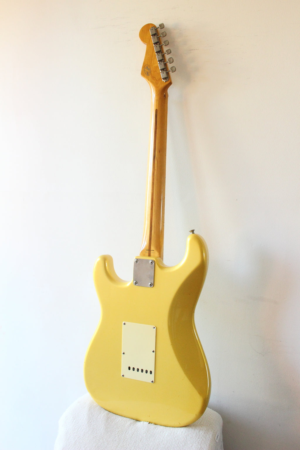 Fender Japan Yngwie Malmsteen Signature Stratocaster ST57-140YM Pearl Yellow White 1994/5