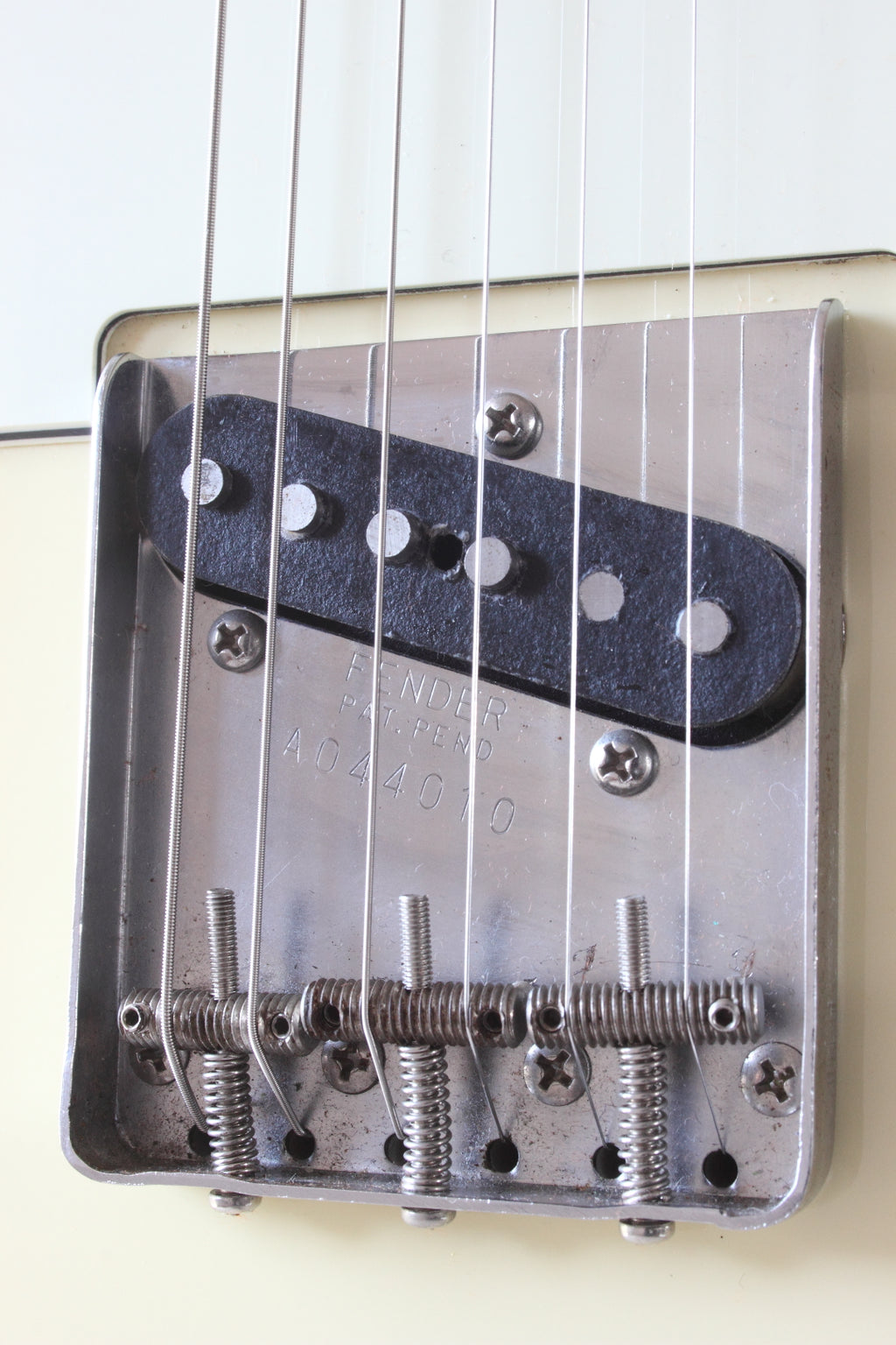 Fender Japan '62 Reissue Telecaster TL62B-75TX Bound Vintage White 2004-05