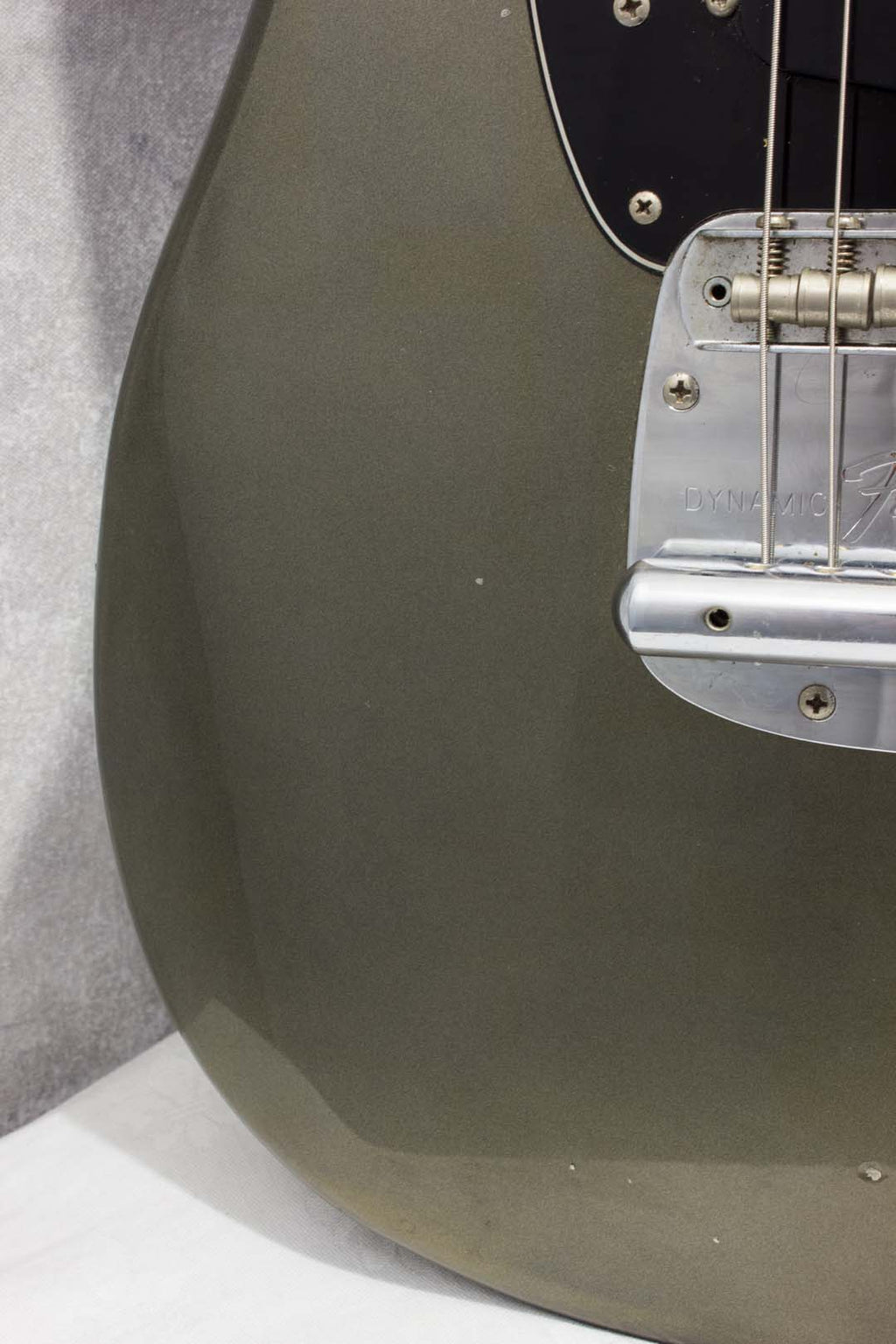 Fender Japan '69 Mustang MG69-65 Pewter Grey 2000