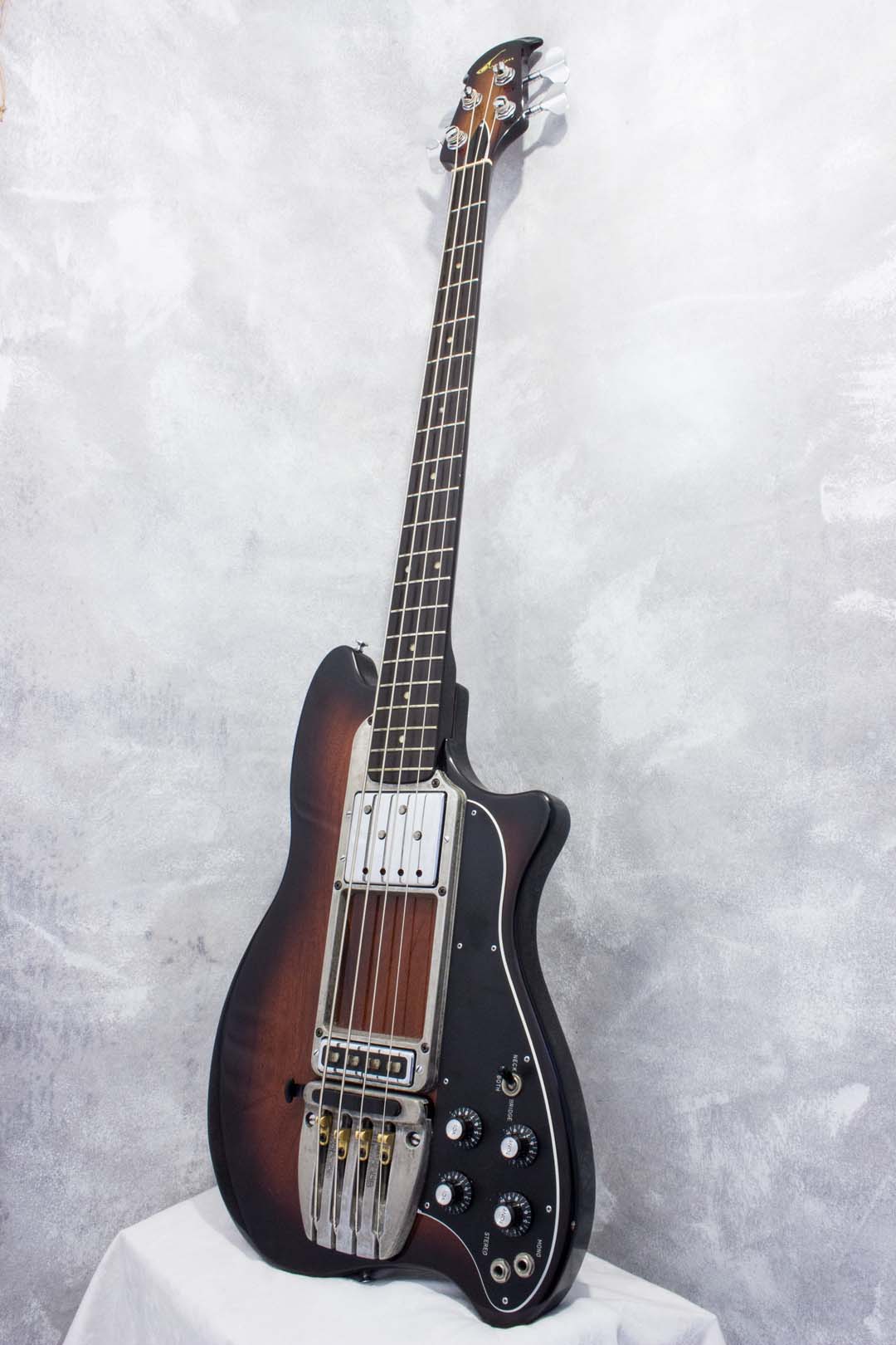 Ovation Magnum I Stereo Bass Sunburst 1976