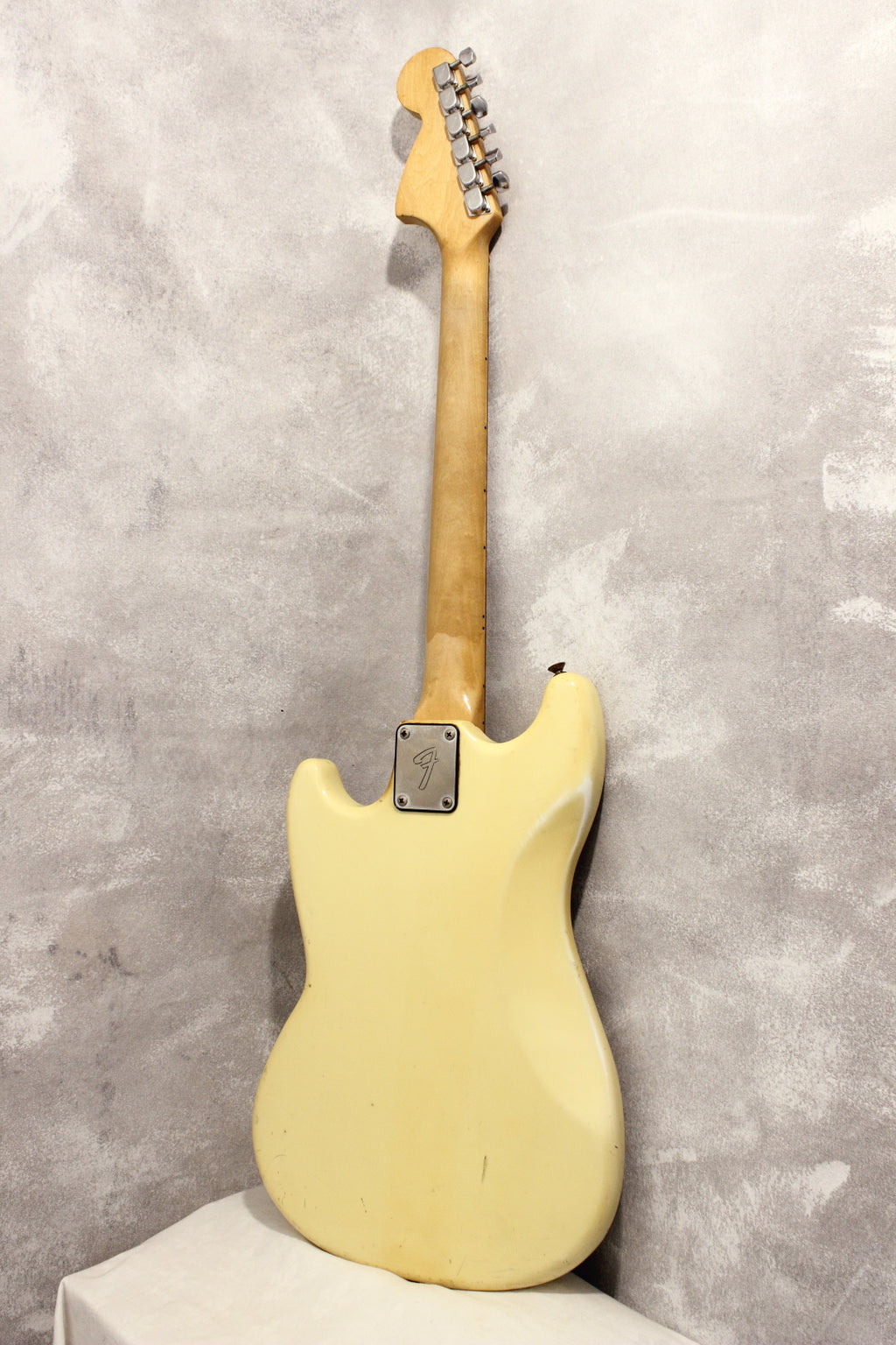 Fender Mustang Olympic White 1978