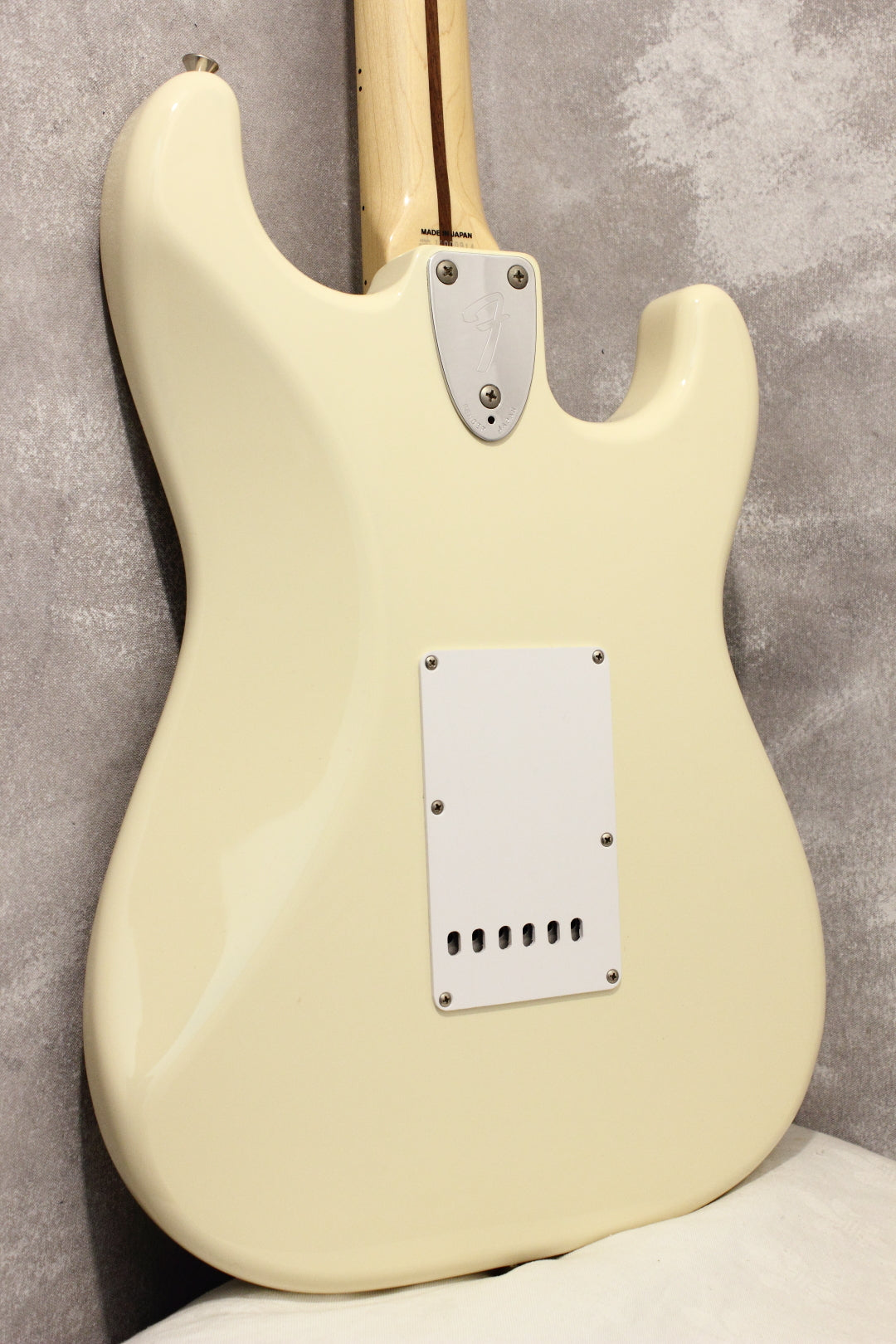 Fender Japan Left Handed '72 Stratocaster ST72/LH Vintage White 2010