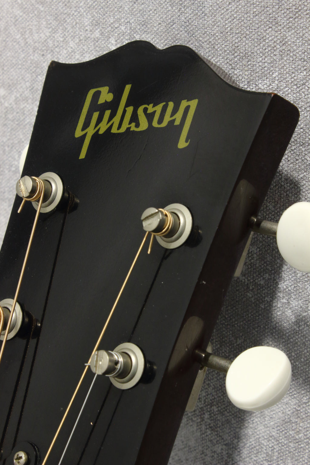 Gibson 1962 Reissue J-45 Sunburst 1999