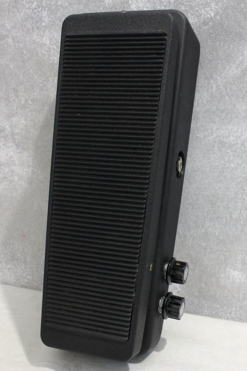 Magnetic Effects Fuzz Wah Pedal