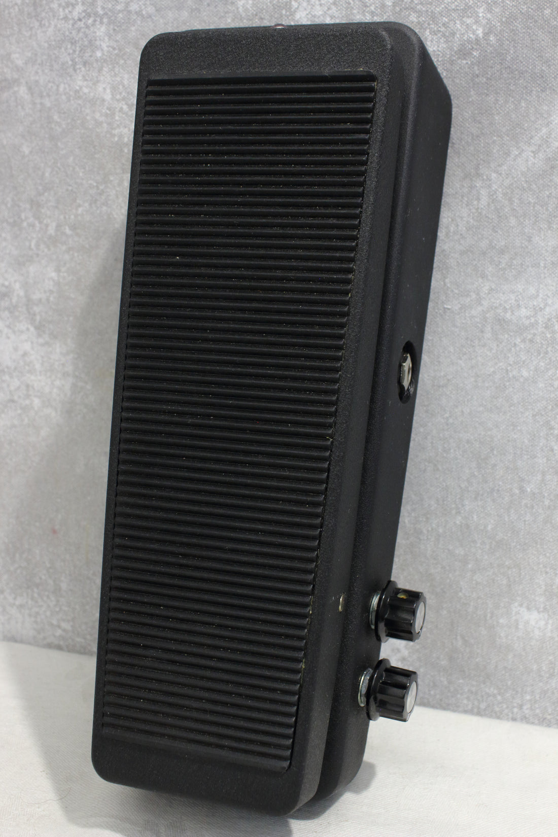 Magnetic Effects Fuzz Wah Pedal