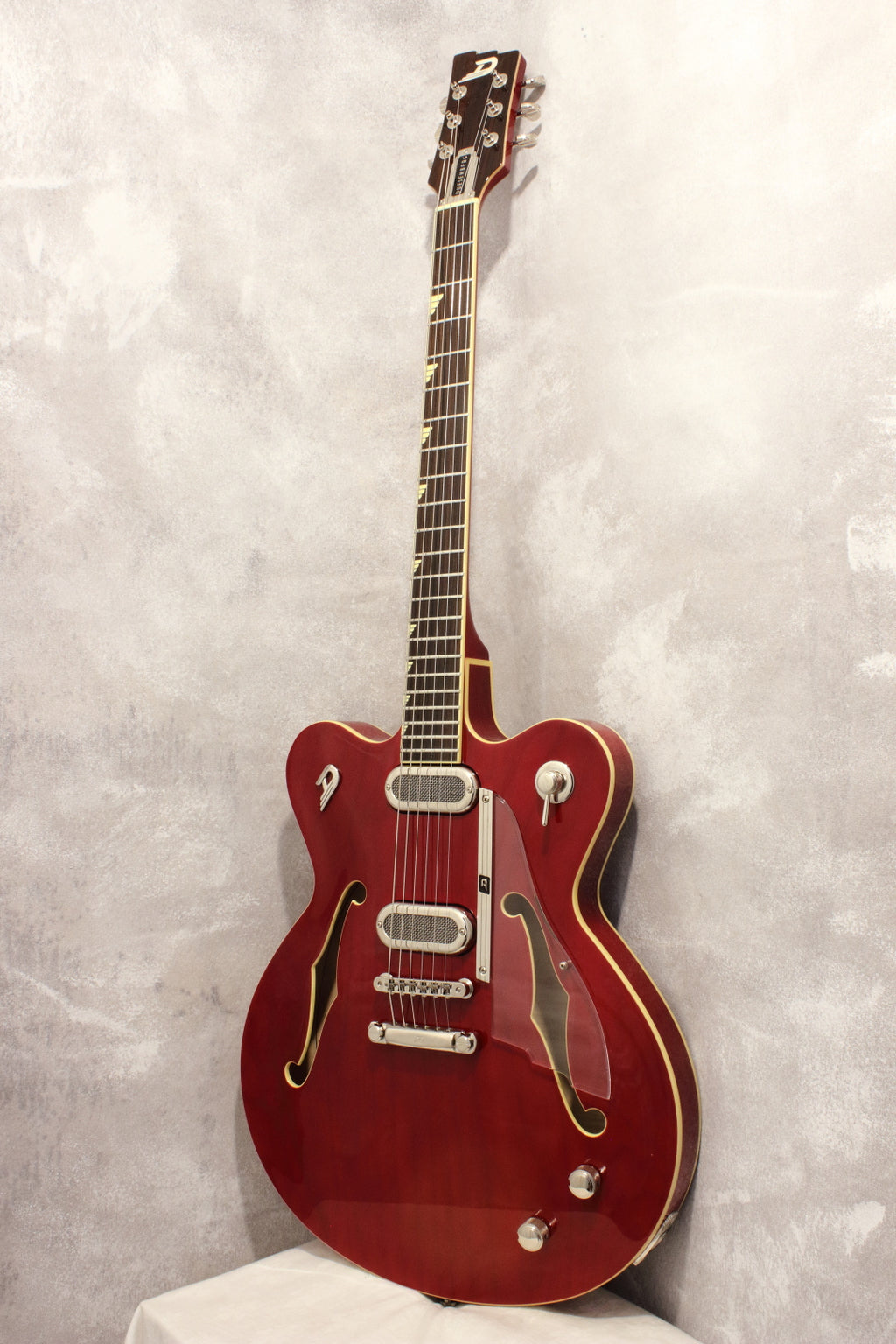 Duesenberg Gran Majesto Hollow Body Cherry Red 2018