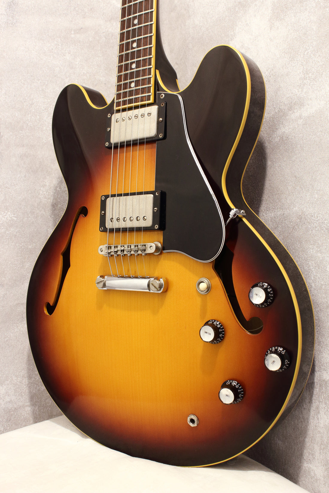 Edwards E-SA-125LTS Semi-Hollow Sunburst 2006