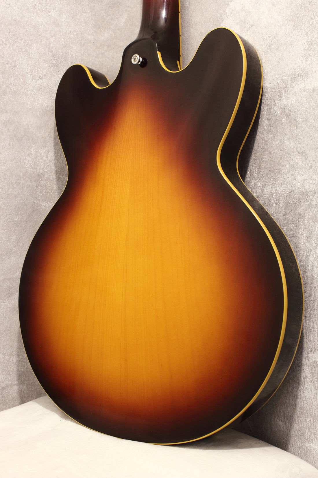 Edwards E-SA-125LTS Semi-Hollow Sunburst 2006