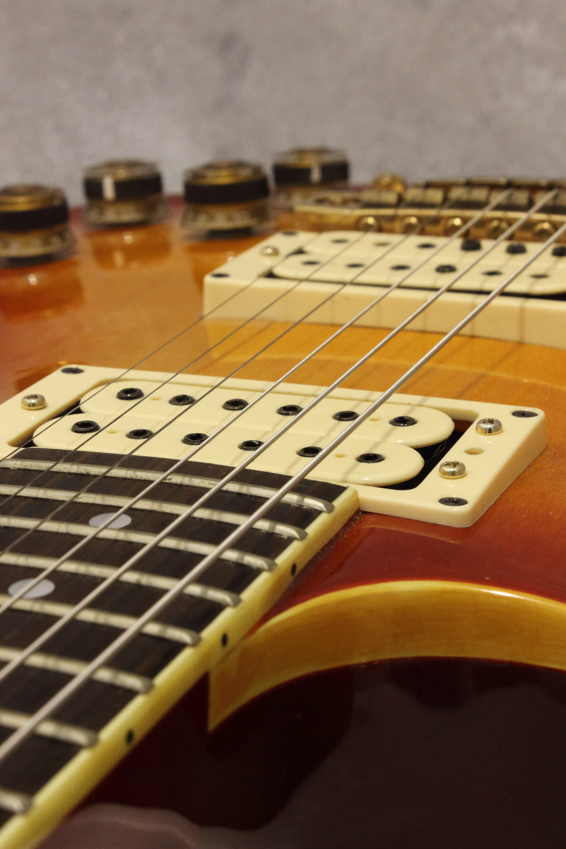 Ibanez AR-100 Artist Cherry Sunbusrt 1981
