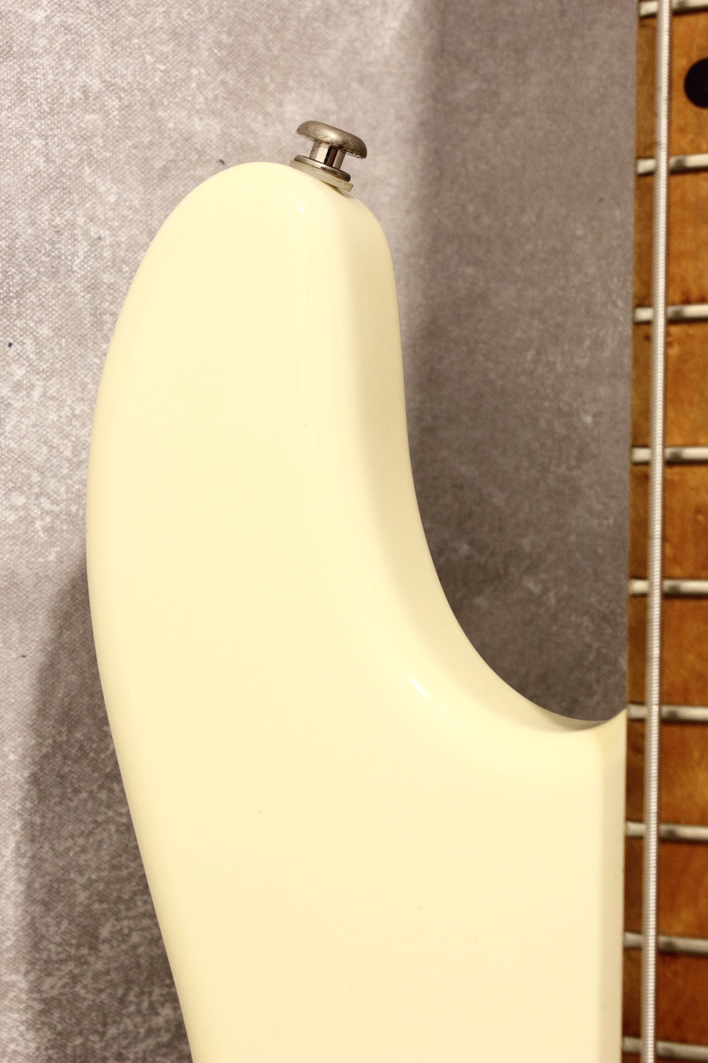 Ernie Ball Music Man Stingray 4H Olympic White 1997