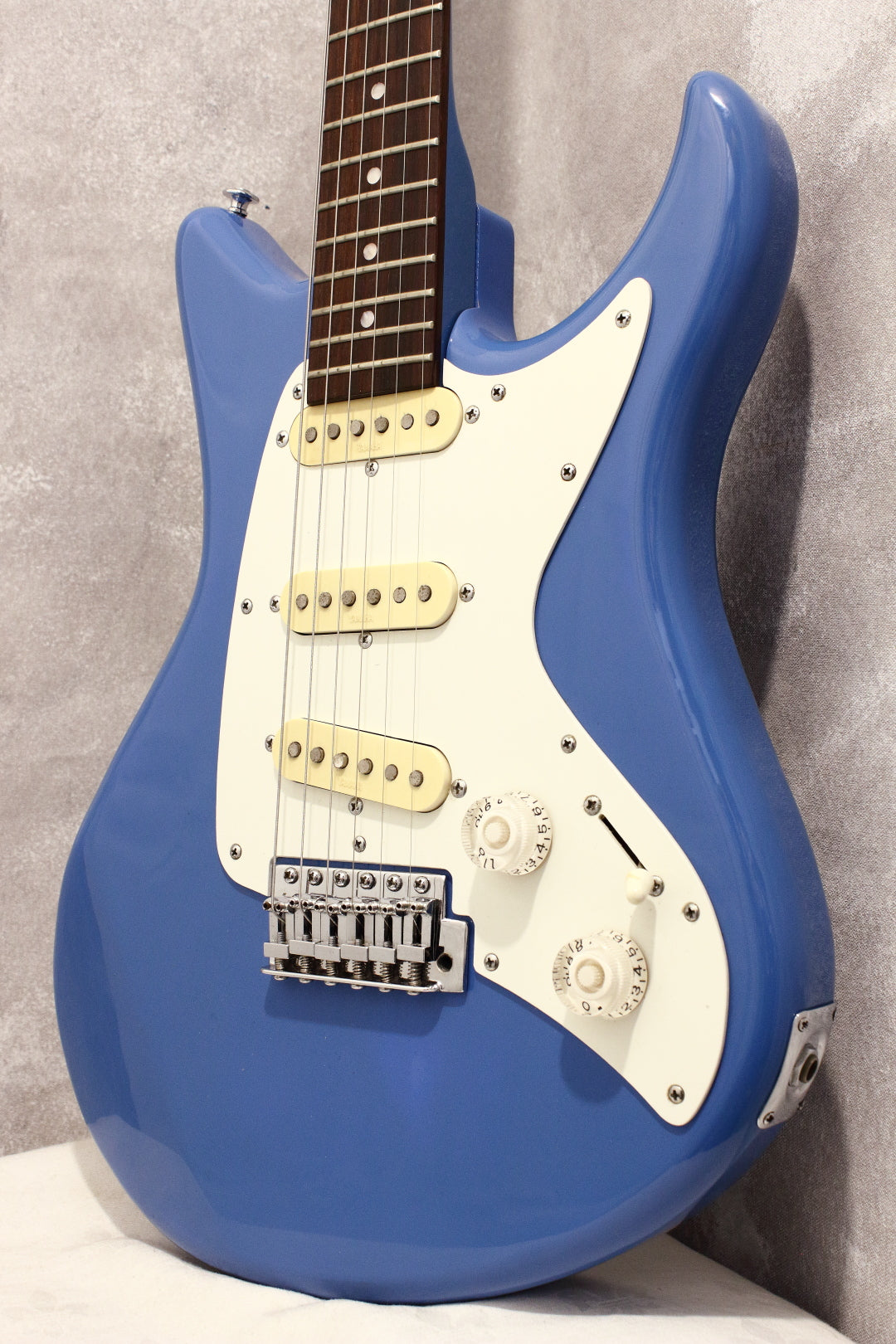 Yamaha SS-300 California Blue 1982