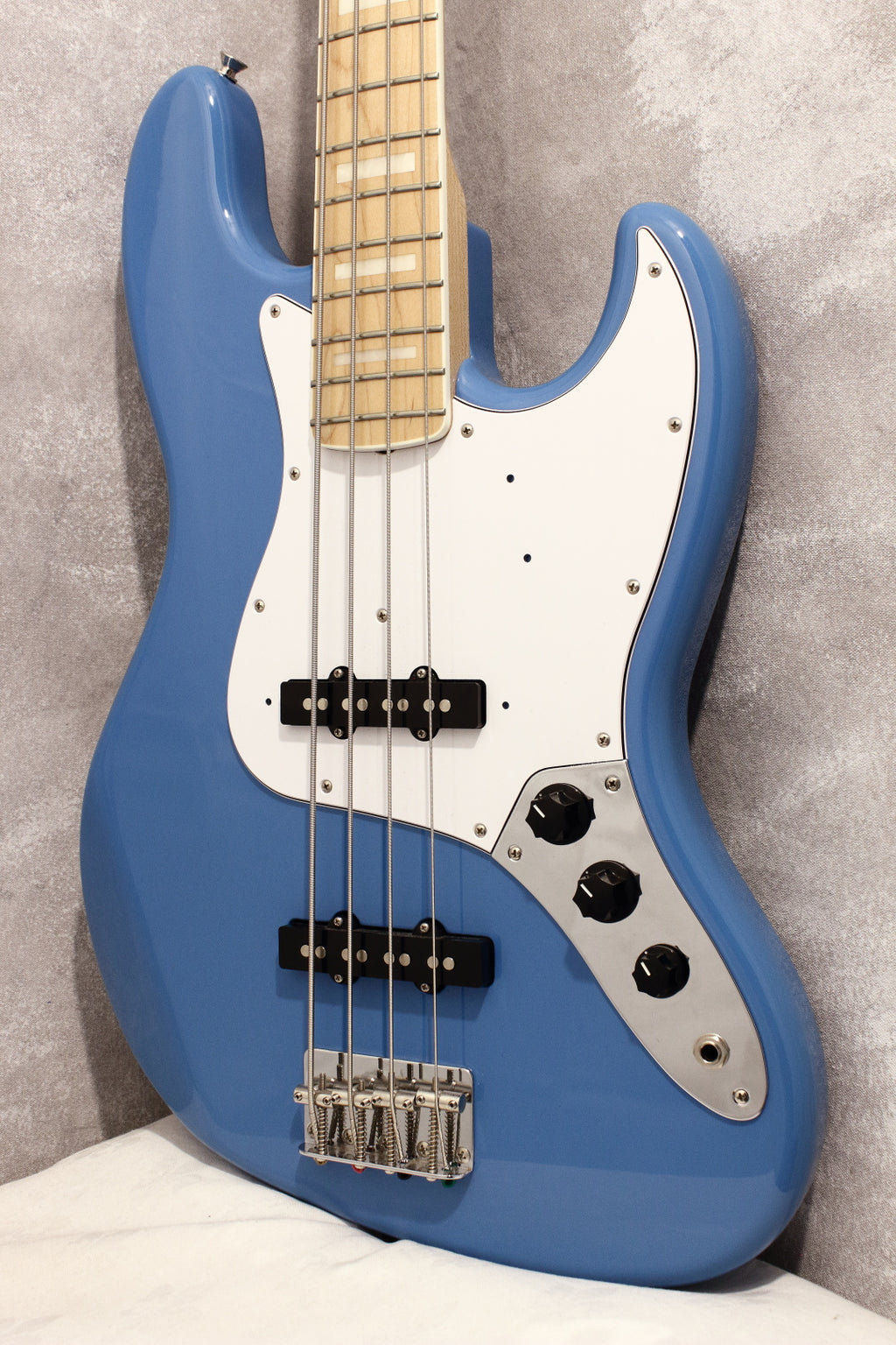 Fender Made In Japan Traditional 70s Jazz Bass California Blue 2017