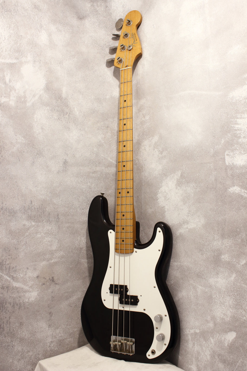 Fender Japan '57 Precision Bass PB57-55 Black 1989