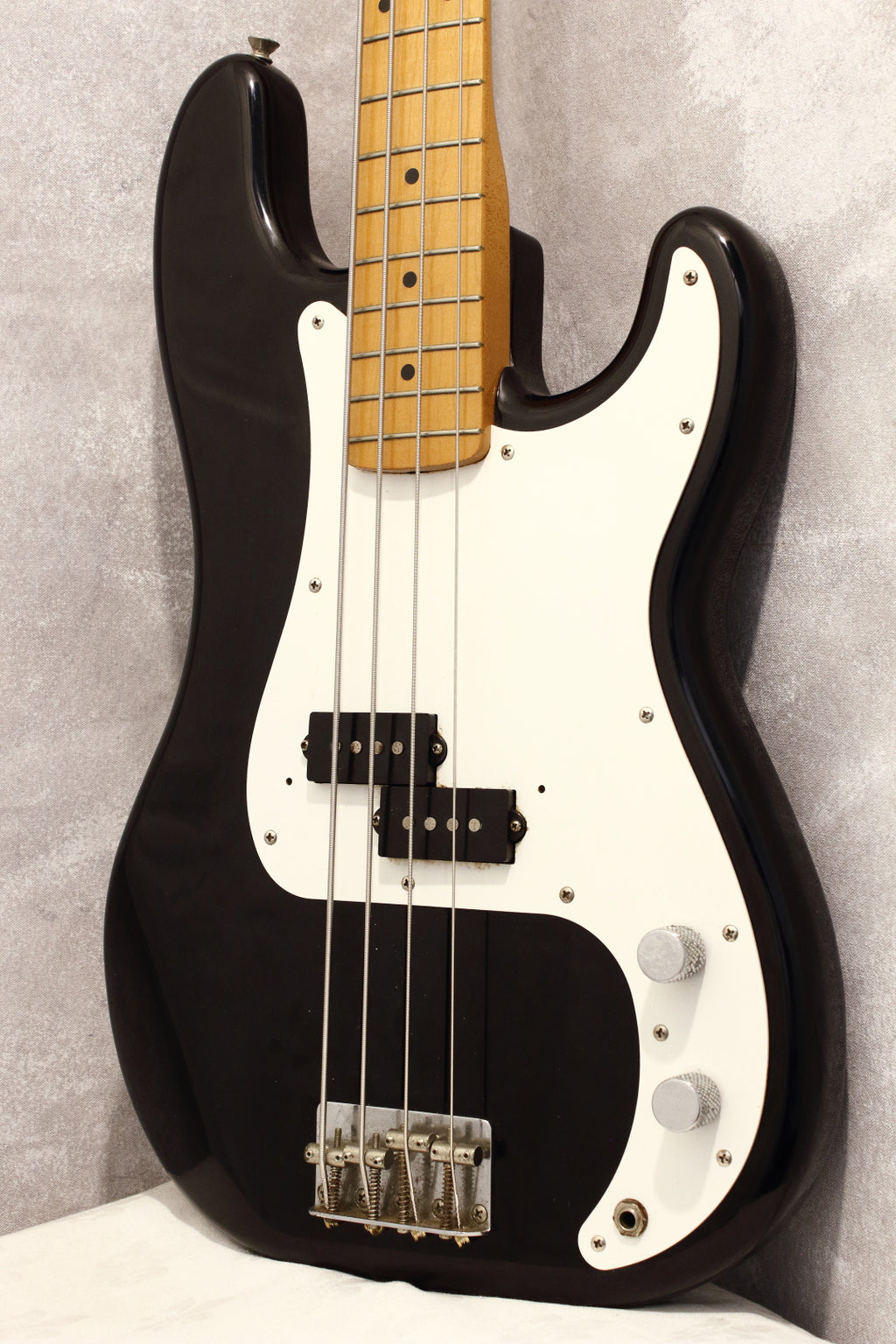 Fender Japan '57 Precision Bass PB57-55 Black 1989