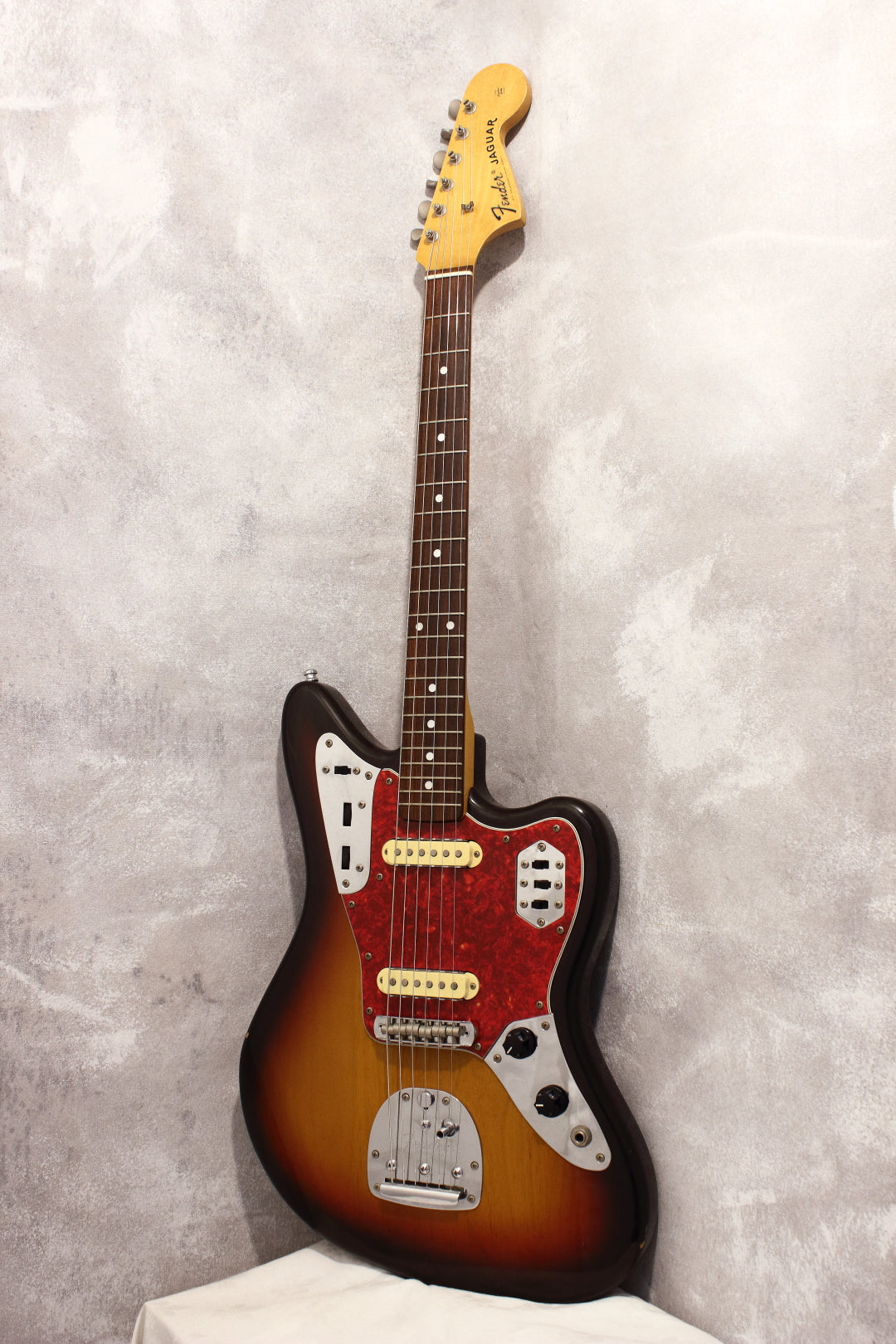 Fender Japan Jaguar JG66-85 Sunburst 1998