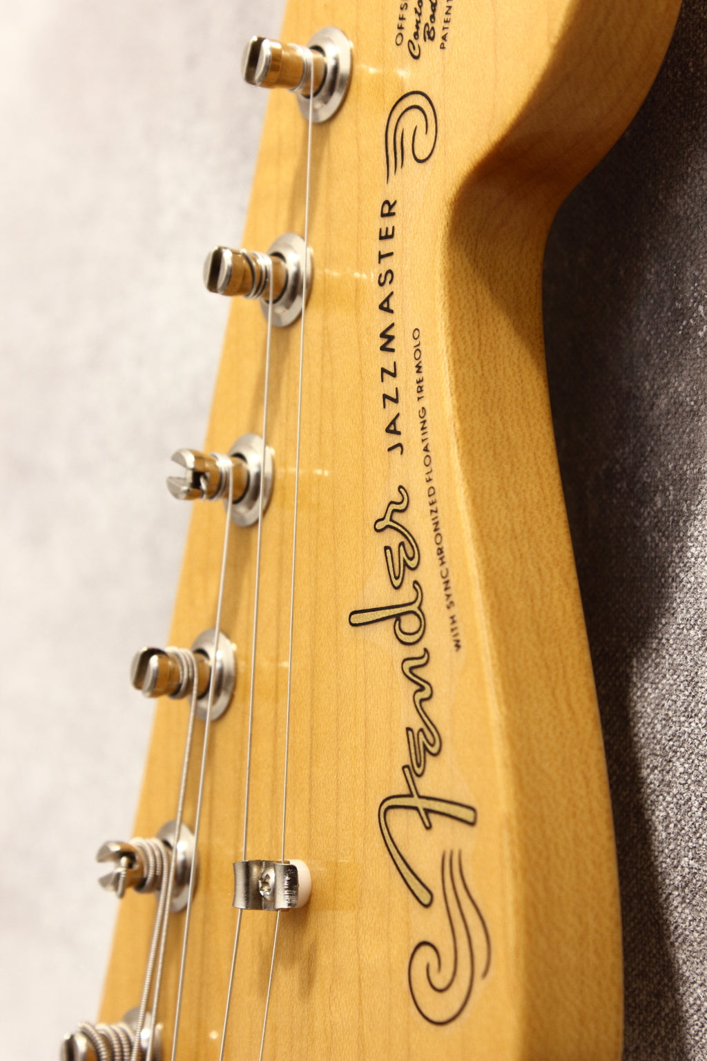 Fender Made In Japan Classic 60s Jazzmaster Vintage White 2017