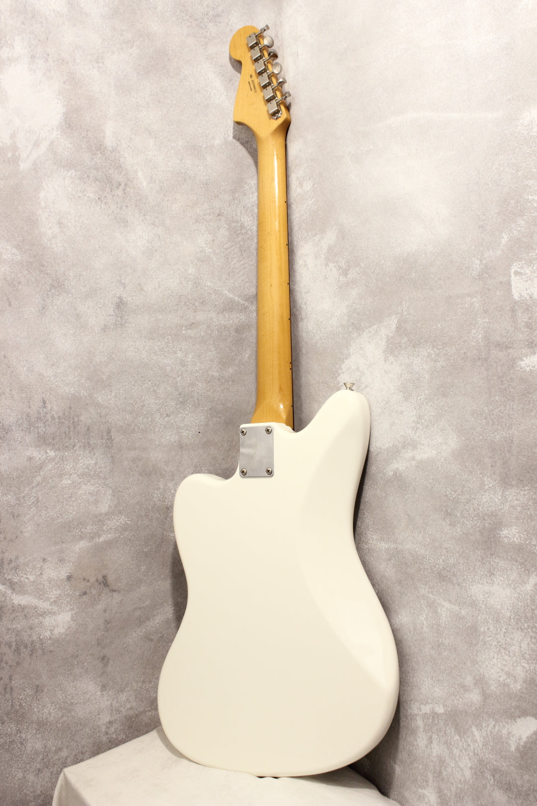 Fender Made In Japan Classic 60s Jazzmaster Vintage White 2017