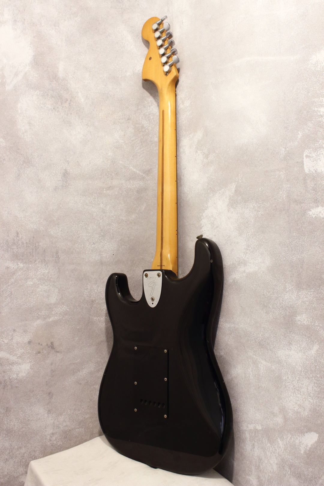 Fender Japan '72 Stratocaster ST72-55 Black 1985