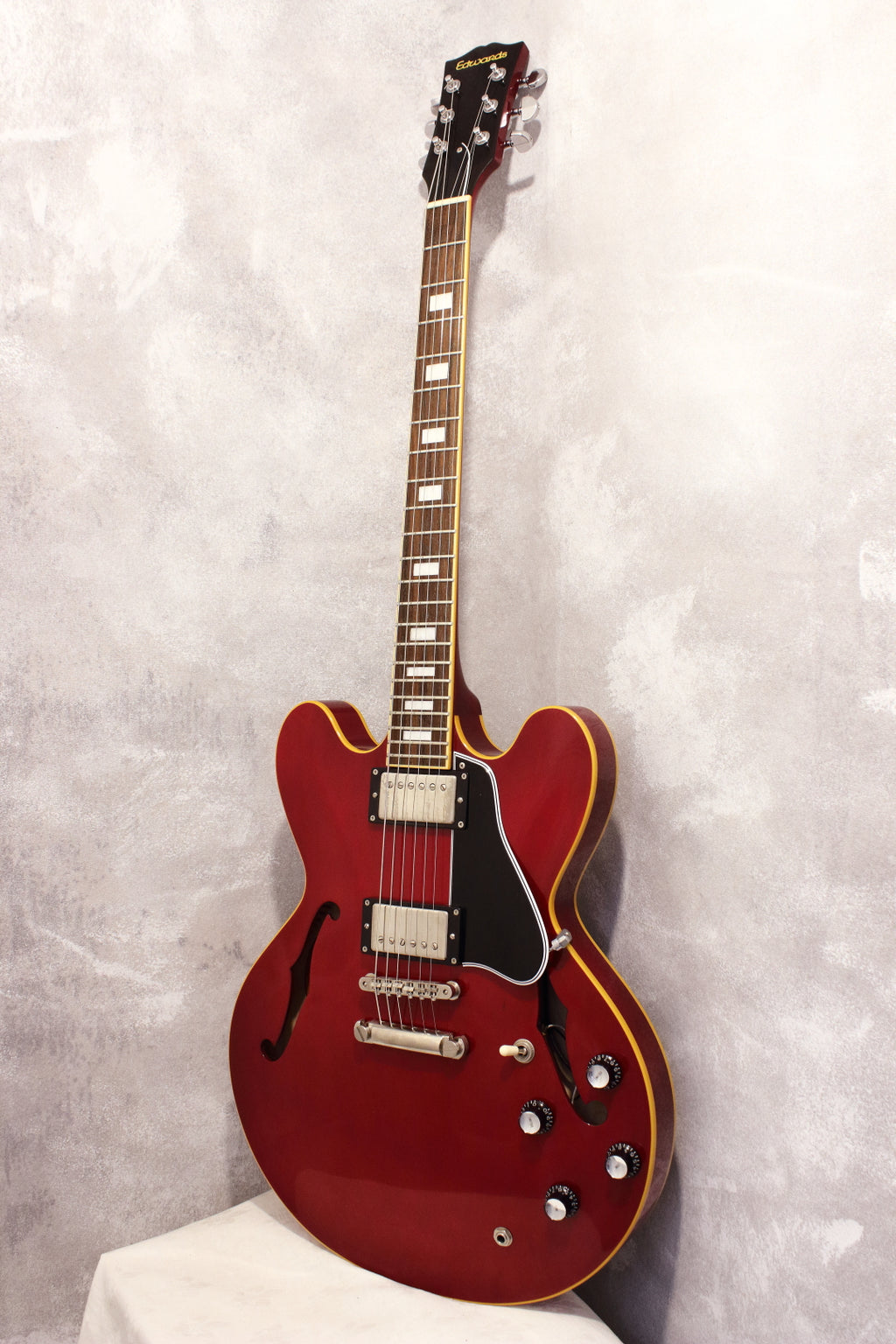 Edwards E-SA-125LTS Semi-Hollow Cherry Red 2014