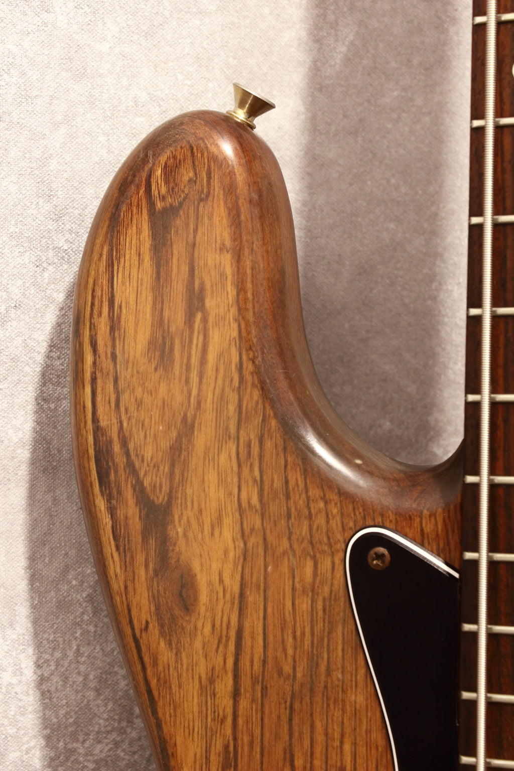 Fender Japan ‘62 Jazz Bass JB62-115WAL Walnut Stain 1990