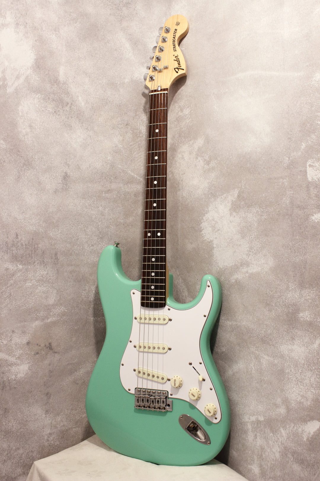 Fender Made in Japan Classic 70s Stratocaster Surf Green 2017