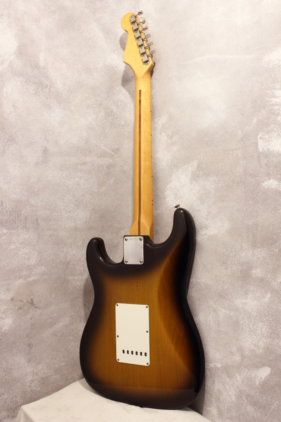 Fender American Vintage '57 Stratocaster Sunburst 1983