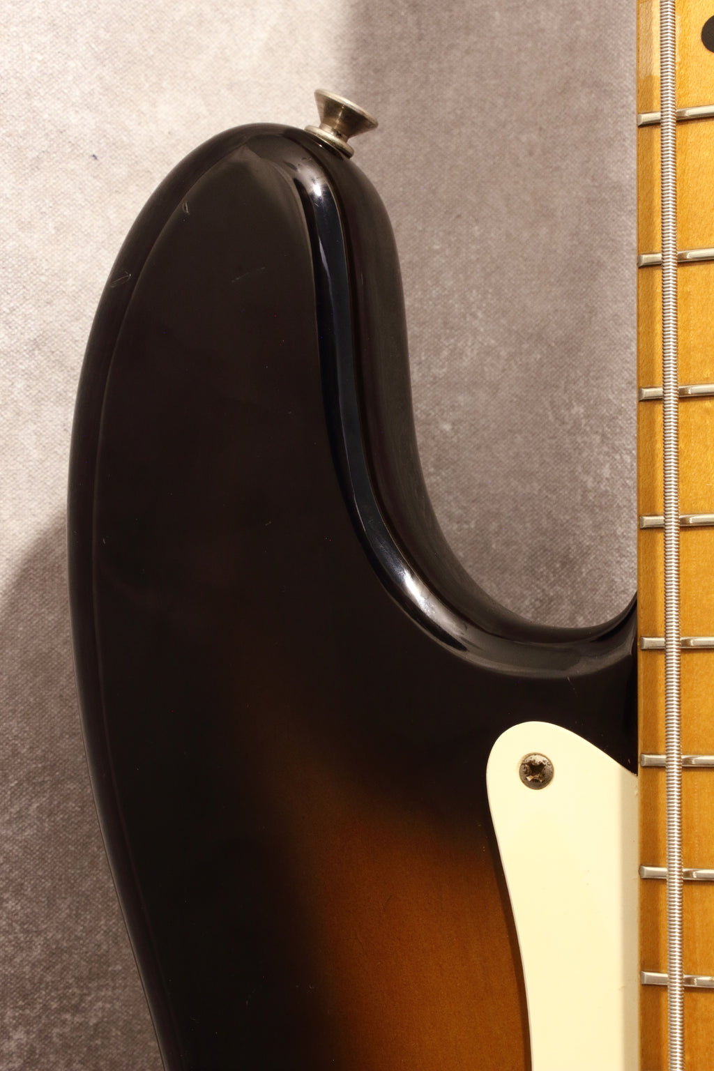 Fender Japan '57 Precision Bass PB57-70 Sunburst JV Serial 1982