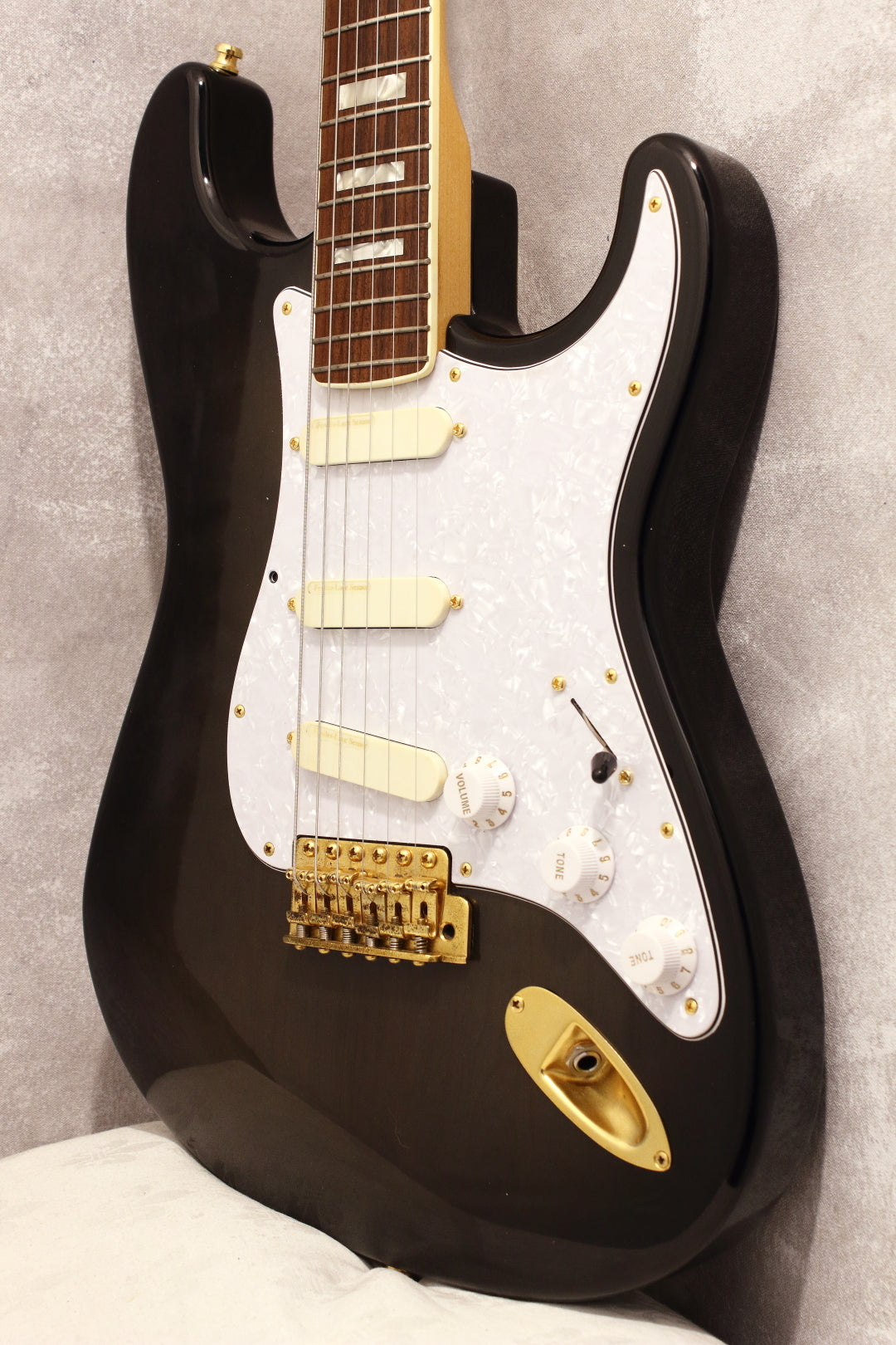 Fender Japan The Ventures Stratocaster ST-165VR Charcoal Burst 1996