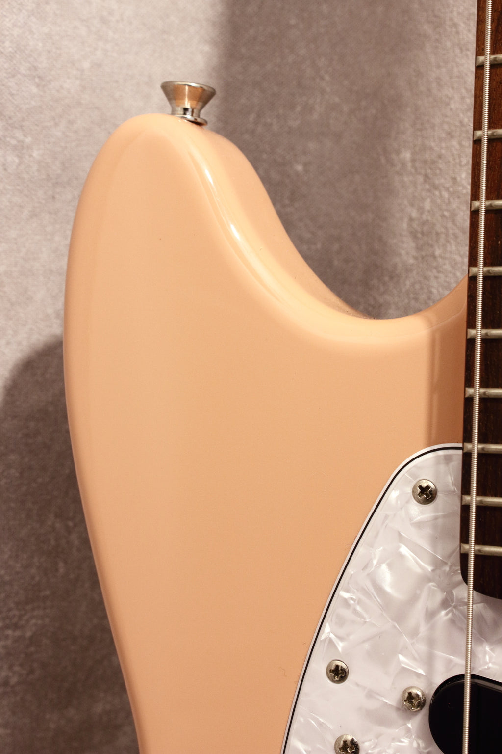 Fender Made In Japan Traditional 70s Mustang Flamingo Pink 2017