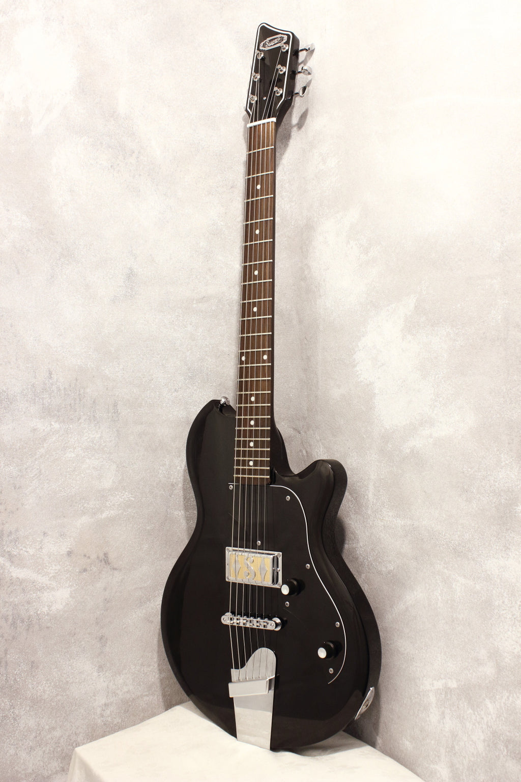 Supro Jamesport Jet Black 2017