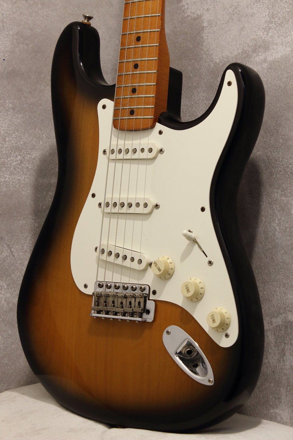 Fender American Vintage '57 Stratocaster Sunburst 1996