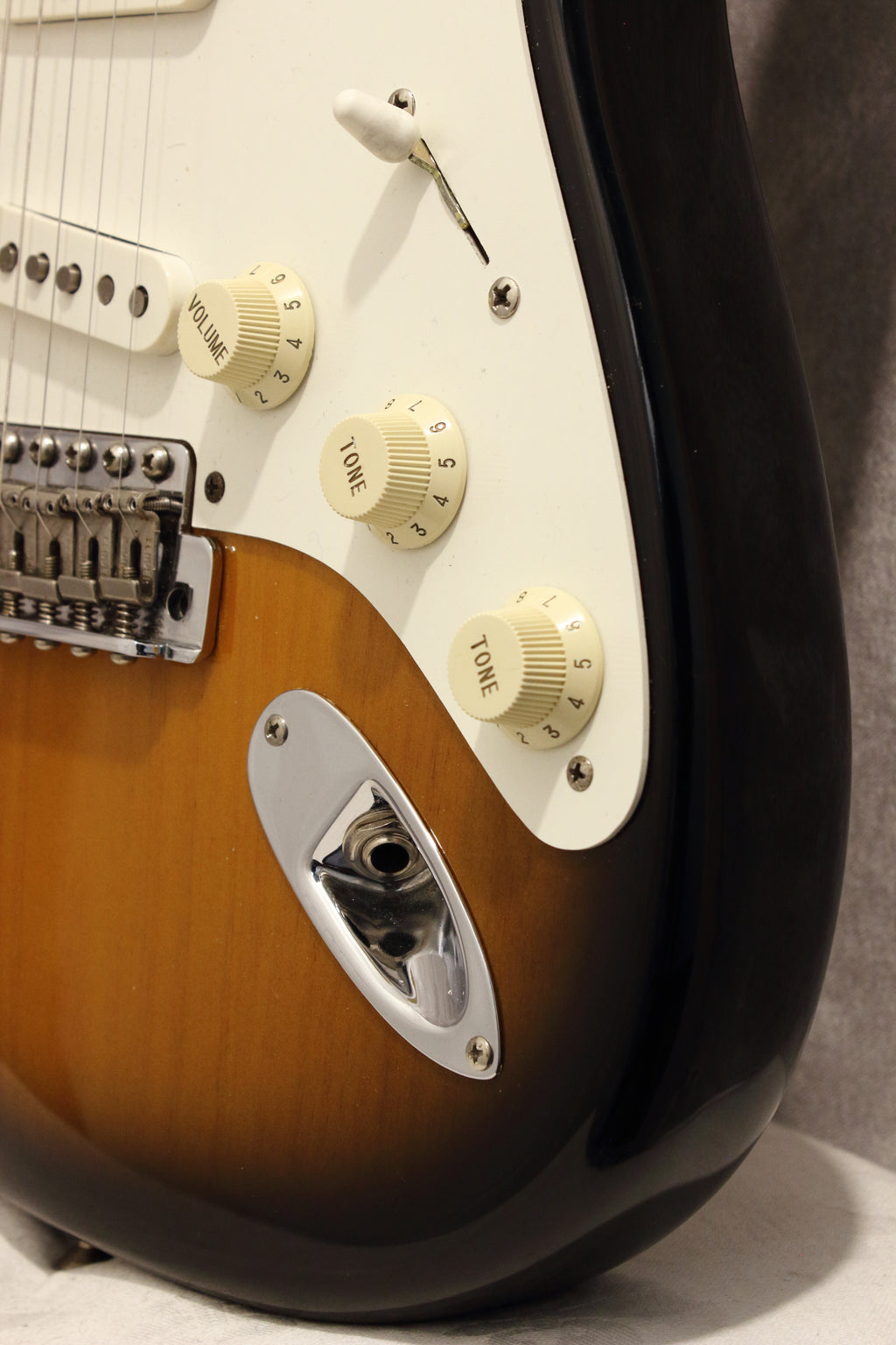 Fender American Vintage '57 Stratocaster Sunburst 1996