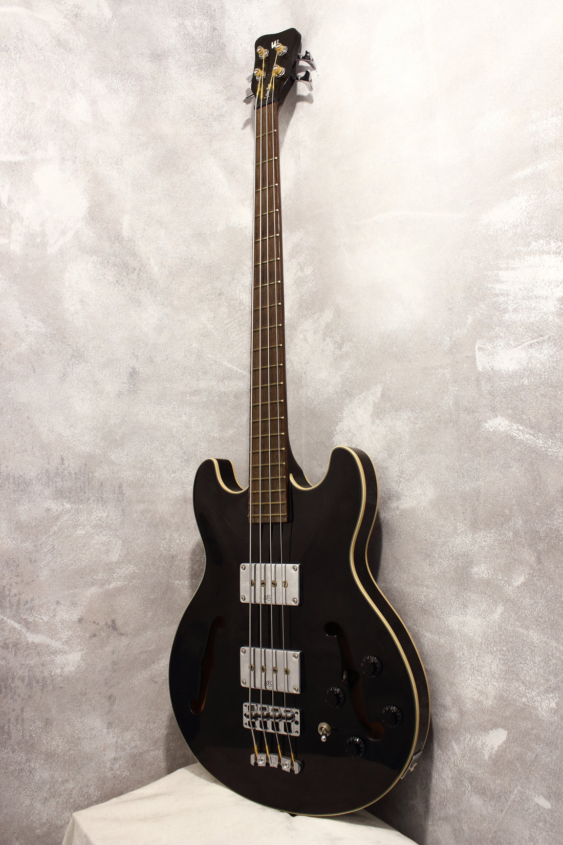 Warwick Pro Series Star Bass Black 2011