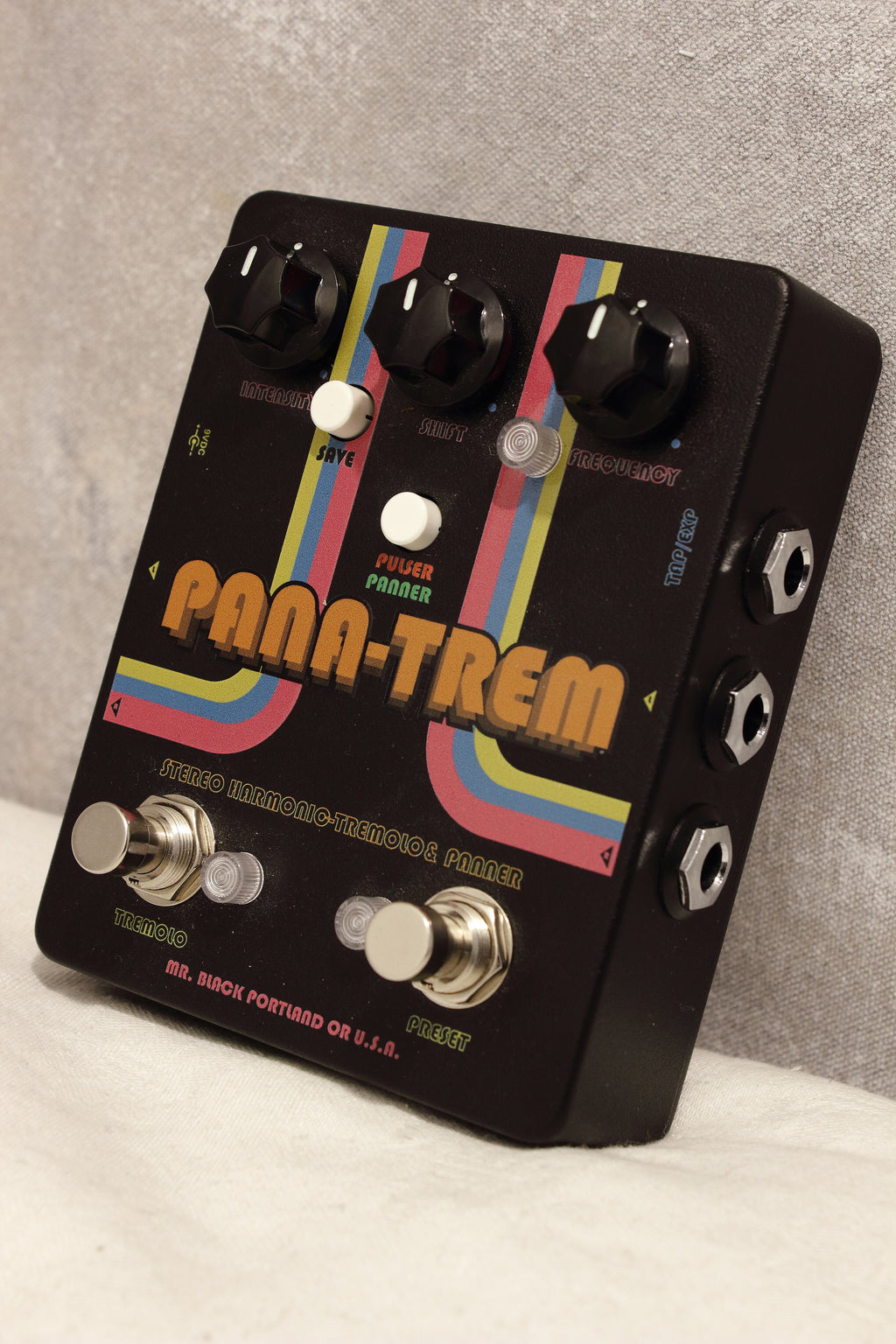 Mr. Black Pana-Trem Pedal
