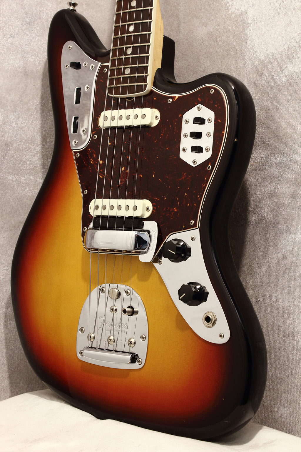 Fender American Vintage '65 Jaguar Sunburst 2012