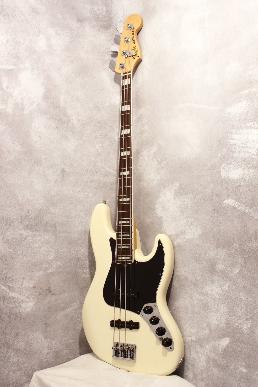 Fender American Deluxe Jazz Bass Olympic White 2015